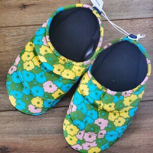 COPY - Baggu puffy slippers